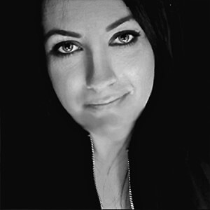 EN_ROI_F_Tracey-Lee—New-Headshot