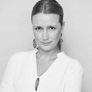 BR_PT_F_Tina-R—Headshot