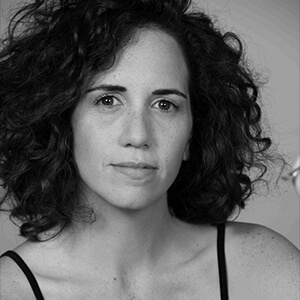 Avia head shot