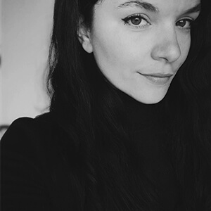 Simone head shot