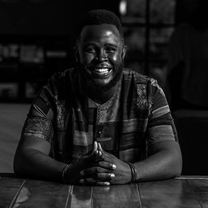 Daniel_L-head-shot
